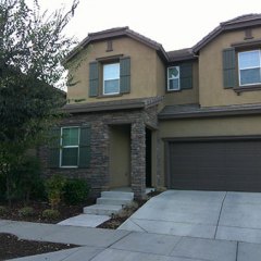 Front-of-Heather-and-Randells-home